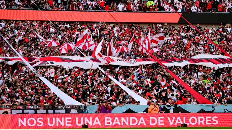 Los hinchas de River presentes en el Monumental contra Riestra.