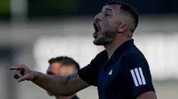 Gustavo Benítez, entrenador de Deportivo Riestra.