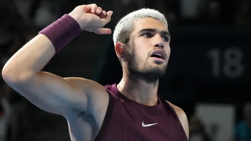 Alcaraz celebra el pase a la final del ATP 500 de Tokio tras vencer a Casper Ruud.