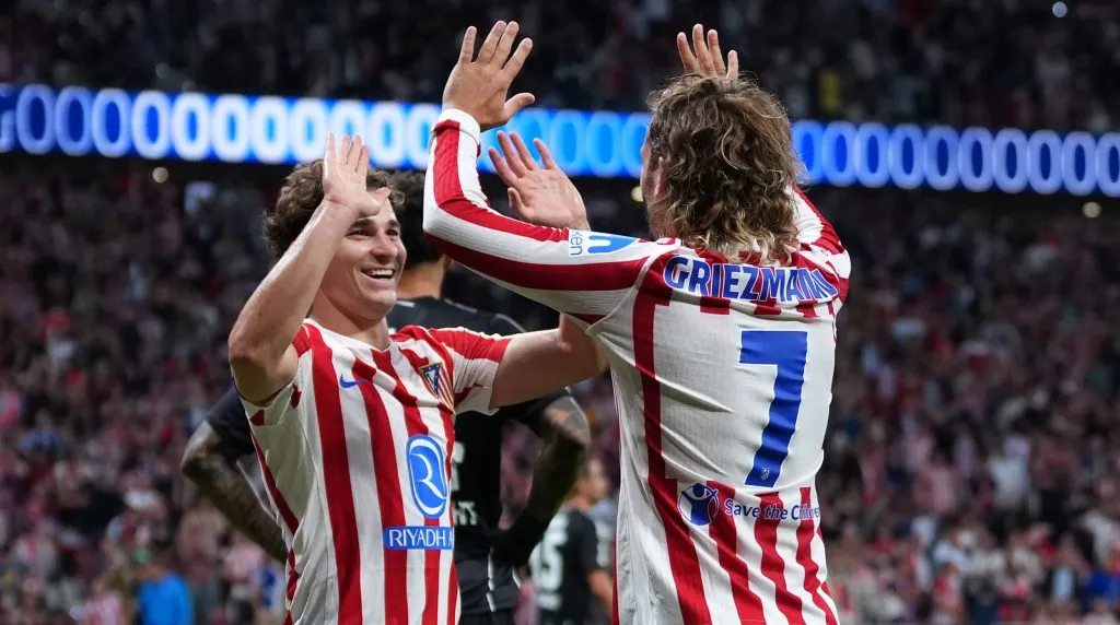 La delantera del Atlético de Madrid, liderada por Julián y Griezmann, no para de convertir. (Getty)