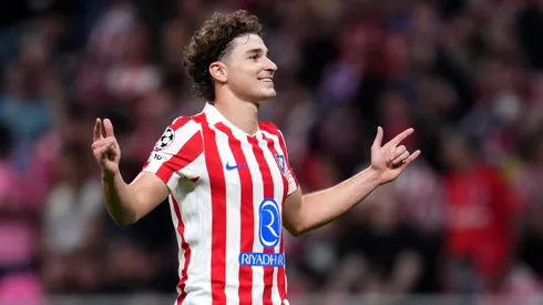 Los medios españoles destacaron la actuación de Julián Alvarez en el Atlético de Madrid vs. Eintracht Frankfurt.