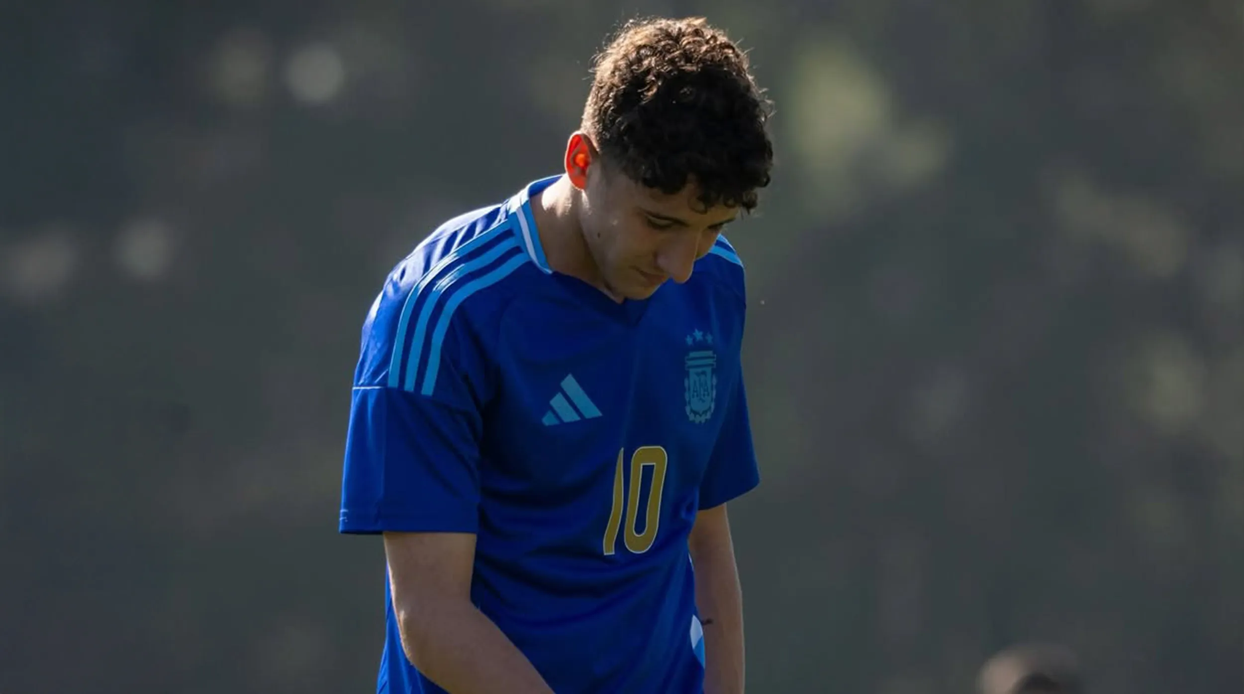 Luca Scarlato en los seleccionados juveniles argentinos. (Foto: @lucaa.scarlato).