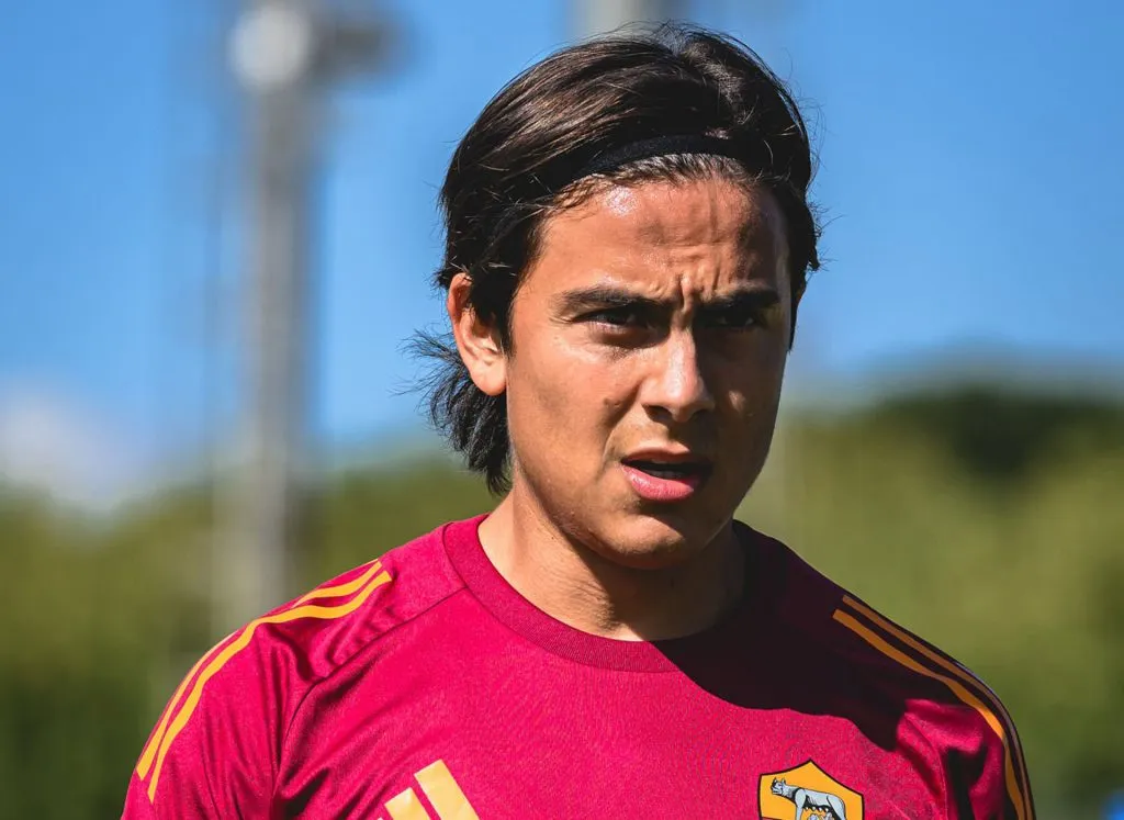 Crecen las chances de que Dybala vuelva a jugar para Roma este domingo.