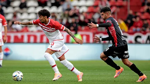 Estudiantes y Barracas empataron 1 a 1 en La Plata.