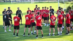 El plantel había agasajado a Lautaro River por su primera convocatoria.