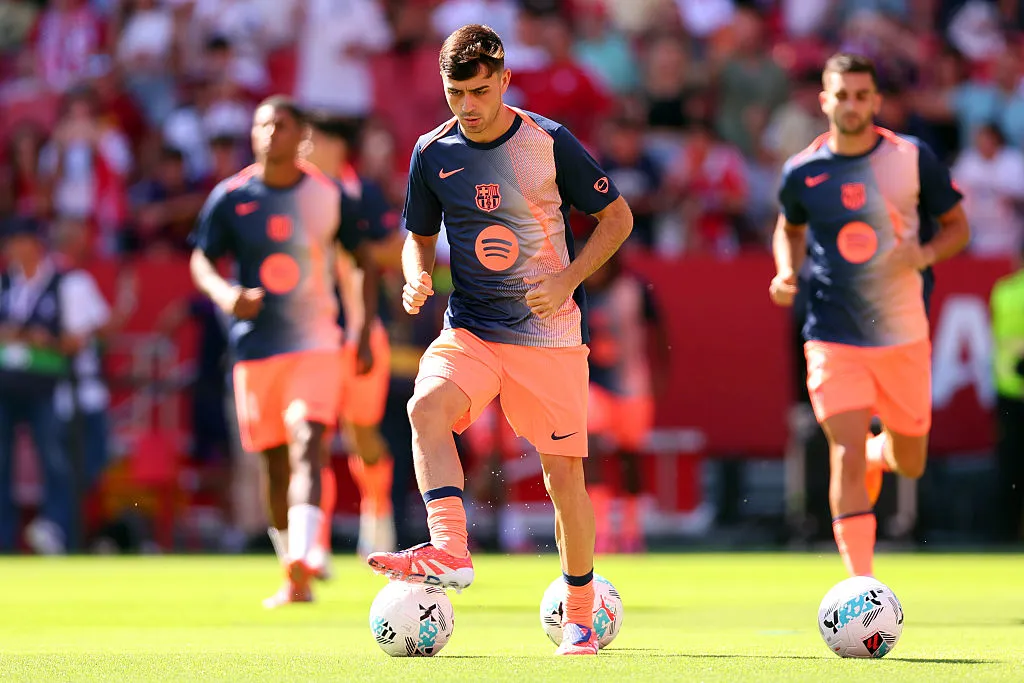 Jugadores como Pedri han completado temporadas de más de 70 partidos entre compromisos de club y selección. (Getty)