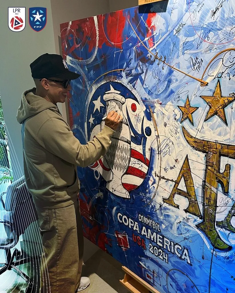 Daddy Yankee firmó un acuerdo de colaboración con la selección de Puerto Rico. Foto Federación PR.