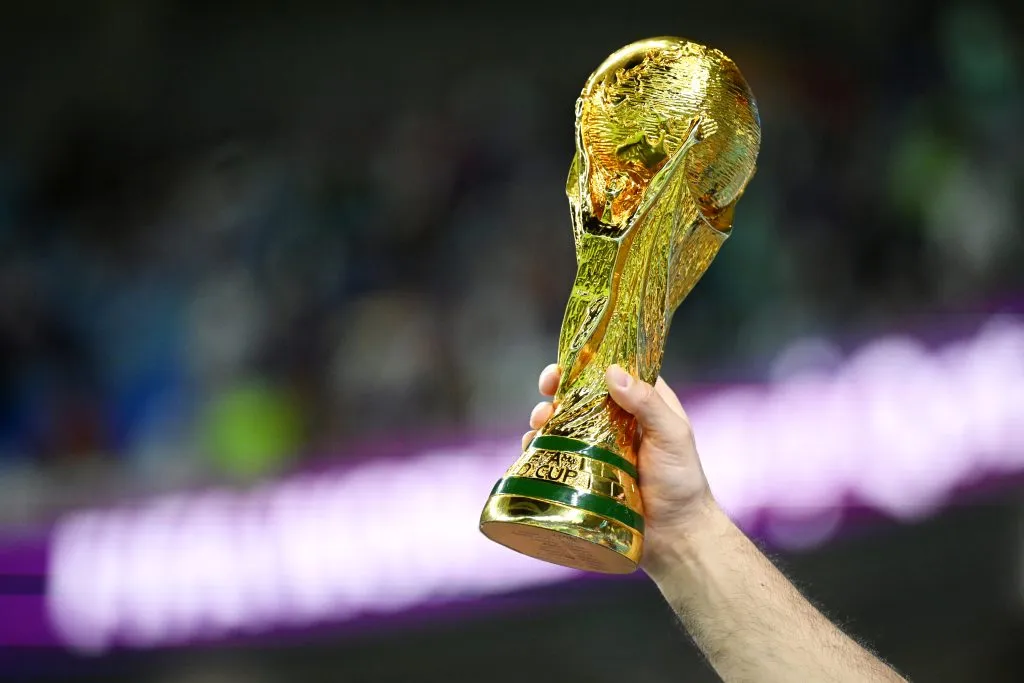 El trofeo de la Copa del Mundo de la FIFA. (Getty Images)