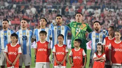 Lionel Messi, Emiliano Martínez, Cristian Romero, Nahuel Molina, Alexis Mac Allister y Nicolás Tagliafico en la Selección Argentina.