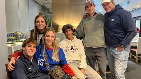 La familia volvió a viajar a Chile para seguir a Benjamín en los cuartos de final del Mundial Sub 20.