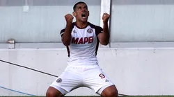 José Sand, histórico goleador de Lanús.