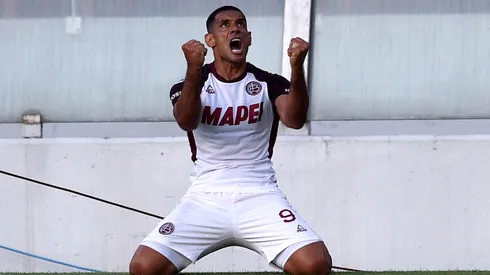 José Sand, histórico goleador de Lanús.