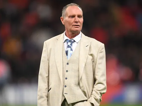 Las memorias de una leyenda del fútbol inglés: violencia contra su esposa y el insólito motivo por el que se perdió el nacimiento de su hijo