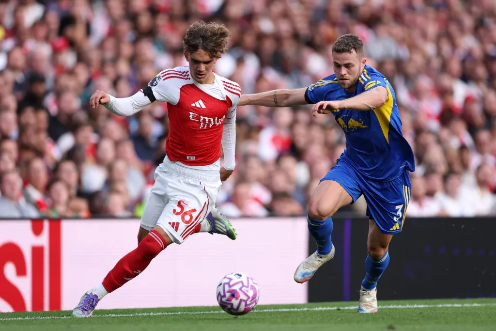 Max Dowman en el duelo entre Arsenal y Leeds United. (Getty Images)