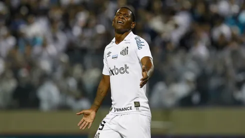 Bryan Angulo, futbolista que fue víctima de un intento de asesinato.