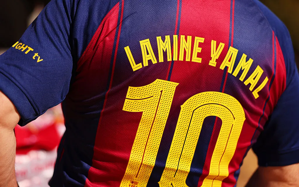 Artículos con la firma de Lamine Yamal serán vendidos por grandes sumas de dinero. (Getty)