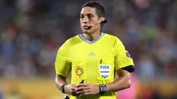 Jesús Valenzuela, árbitro venezolano a cargo de Flamengo vs. Racing.