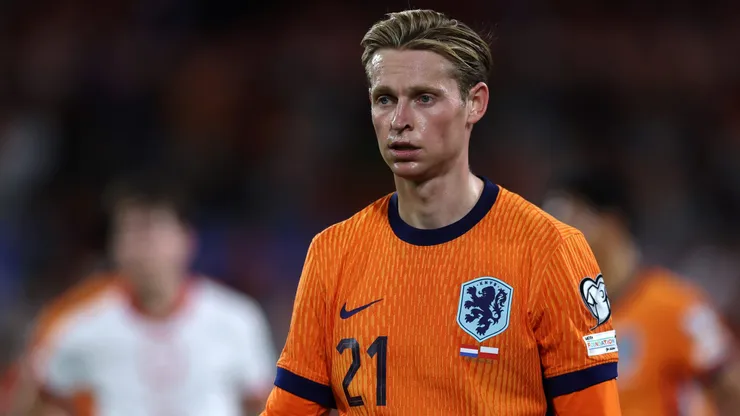 El neerlandés viene de renovar su vínculo con Barcelona.