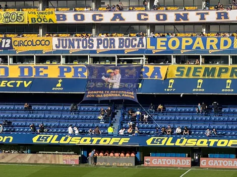 Así fueron los homenajes de los hinchas de Boca, Riquelme y los jugadores a Miguel Ángel Russo en La Bombonera