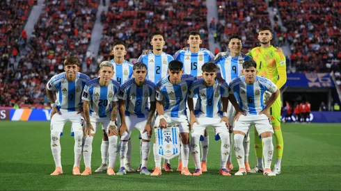 La FIFA apuntó a varios de los jugadores de la Selección Argentina Sub 20 por su gran rendimiento durante la Copa del Mundo de Chile 2025.