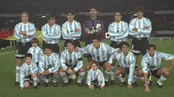 La Selección Argentina en un amistoso en 1997.