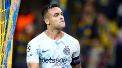 Lautaro Martínez festeja su gol en Inter de Milán.