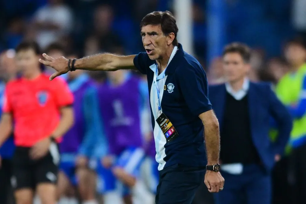 Gustavo Costas contagia de ilusión a todos en La Academia. (Getty).