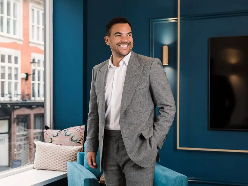 Ramon Calliste dejó el fútbol y ahora es un empresario multimillonario.