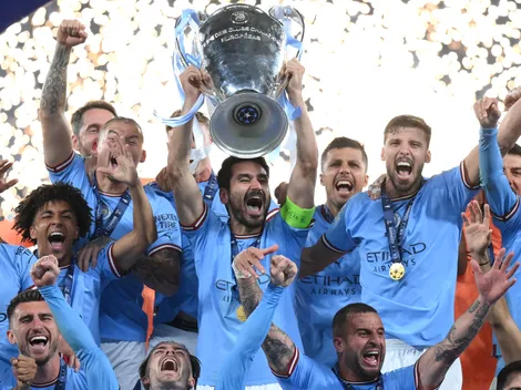 Jugó apenas 100 minutos en 7 años, ganó 12 títulos con el City de Guardiola y hoy se retiró del fútbol