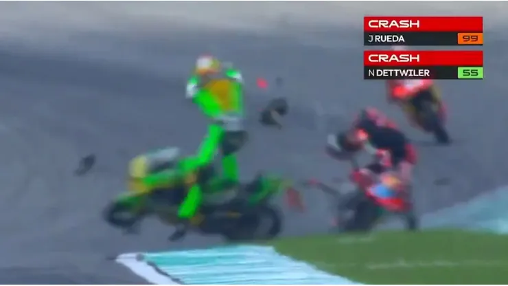José Antonio Rueda y Noah Dettwiler sufrieron un grave choque en Moto3.