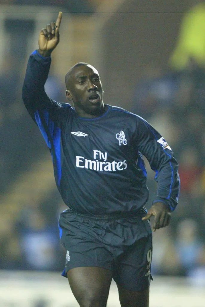 Jimmy Floyd Hasselbaink jugando para Chelsea. (Getty).