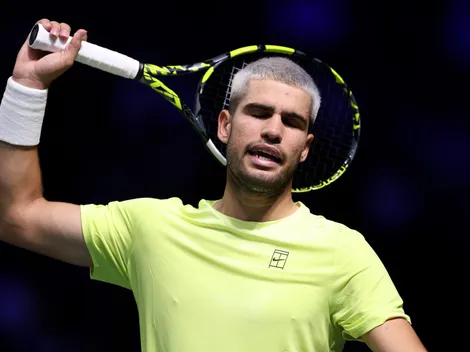 La reacción de Carlos Alcaraz a la inexplicable derrota en su debut en el Masters de París: "Solo quiero volver a casa"