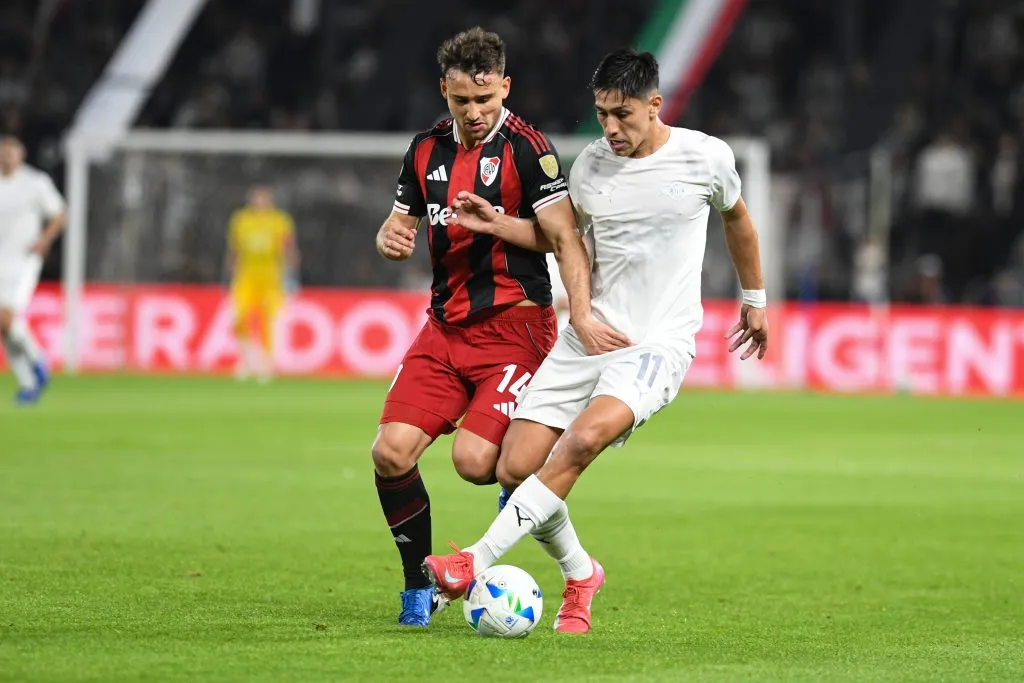 Boselli ante Libertad en Paraguay. (Foto: Getty).