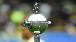 El trofeo de la Copa Libertadores.