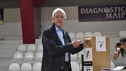 El expresidente acudió a dar su voto en River e hizo un llamado a la unidad.