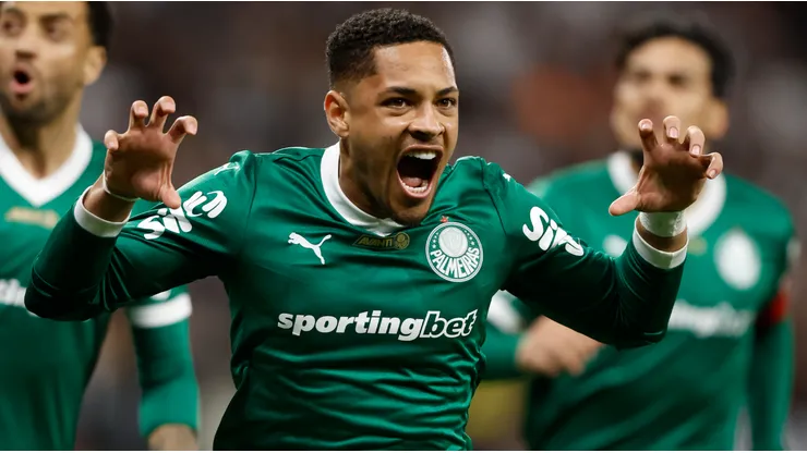 Vítor Roque, la figura de Palmeiras que podría desembarcar en Inglaterra.