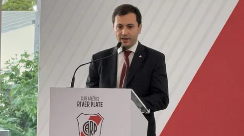 Stefano Di Carlo asumió como presidente de River.