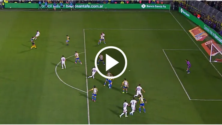 La jugada que desató la polémica en Rosario Central vs. San Lorenzo.