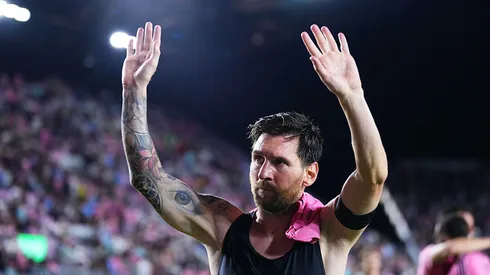 FORT LAUDERDALE, FLORIDA – NOVEMBER 08: Lionel Messi #10 of Inter Miami CF acknowledges the fans after winning and advancing to the semifinal following the 2025 MLS Cup Playoff match between Inter Miami CF and Nashville SC at Chase Stadium on November 08, 2025 in Fort Lauderdale, Florida. (Photo by Rich Storry/Getty Images)
