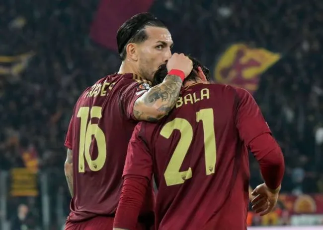 Paredes aseguró que la decisión es exclusivamente de Paulo Dybala. (X)