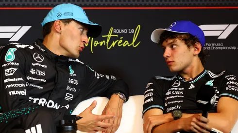 George Russell y Kimi Antonelli, pilotos de Mercedes.