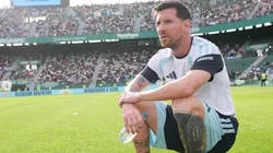 Crédito: @LionelMessi. Lionel Messi admitió su emoción por el cariño que recibió en el estadio del Elche durante el entrenamiento de la Selección Argentina.