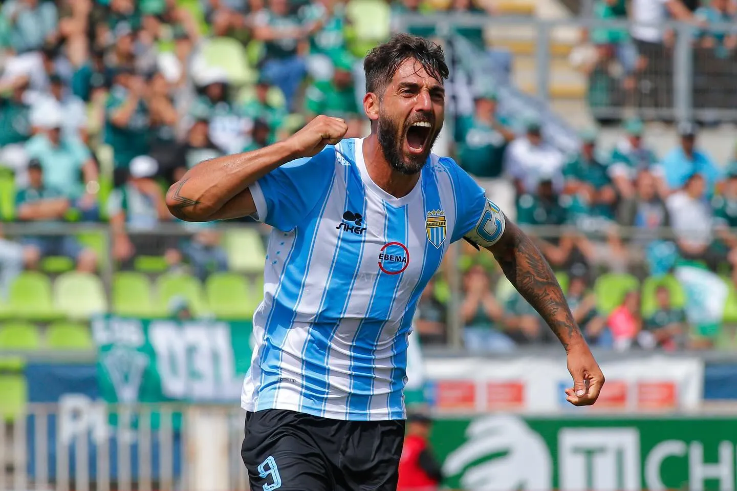 En Magallanes, su tercer equipo en Chile. Hizo 33 goles en 51 partidos. Foto IG.