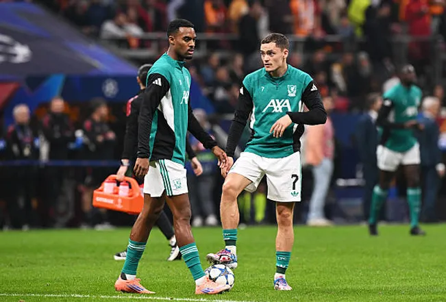 Desde la salida de Luis Díaz, Liverpool no encuentra un dueño del extremo izquierdo de la ofensiva.