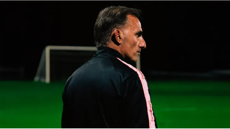 Sacan a la luz la primera charla técnica de Diego Latorre como DT: "Somos muy buenos"