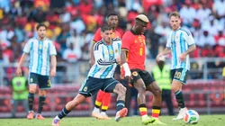 Rodrigo De Paul en medio del amistoso ante Angola.