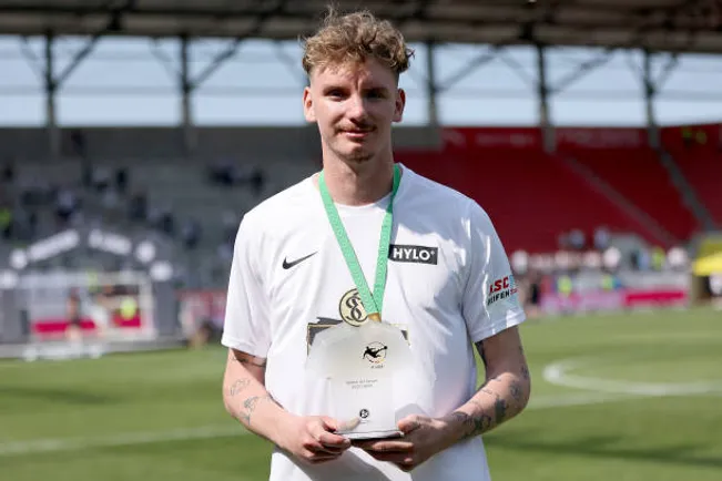 Woltemade, en su primera temporada, fue MVP en el ascenso alemán. (Getty)