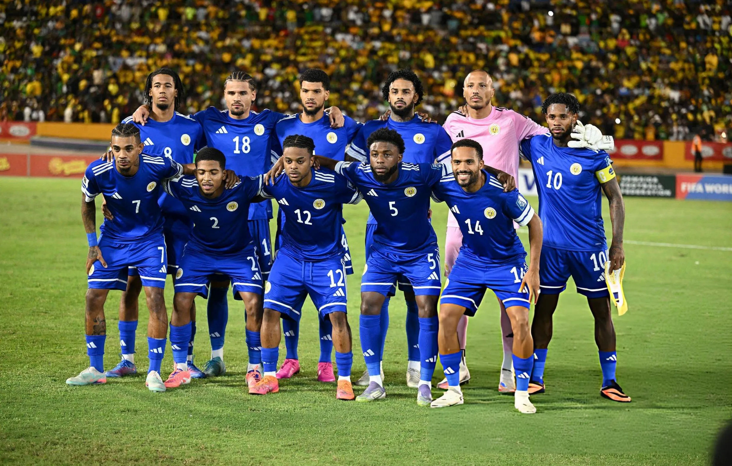 Con jugadores nacidos en Países Bajos, Curazao clasificó al Mundial. (AFP)