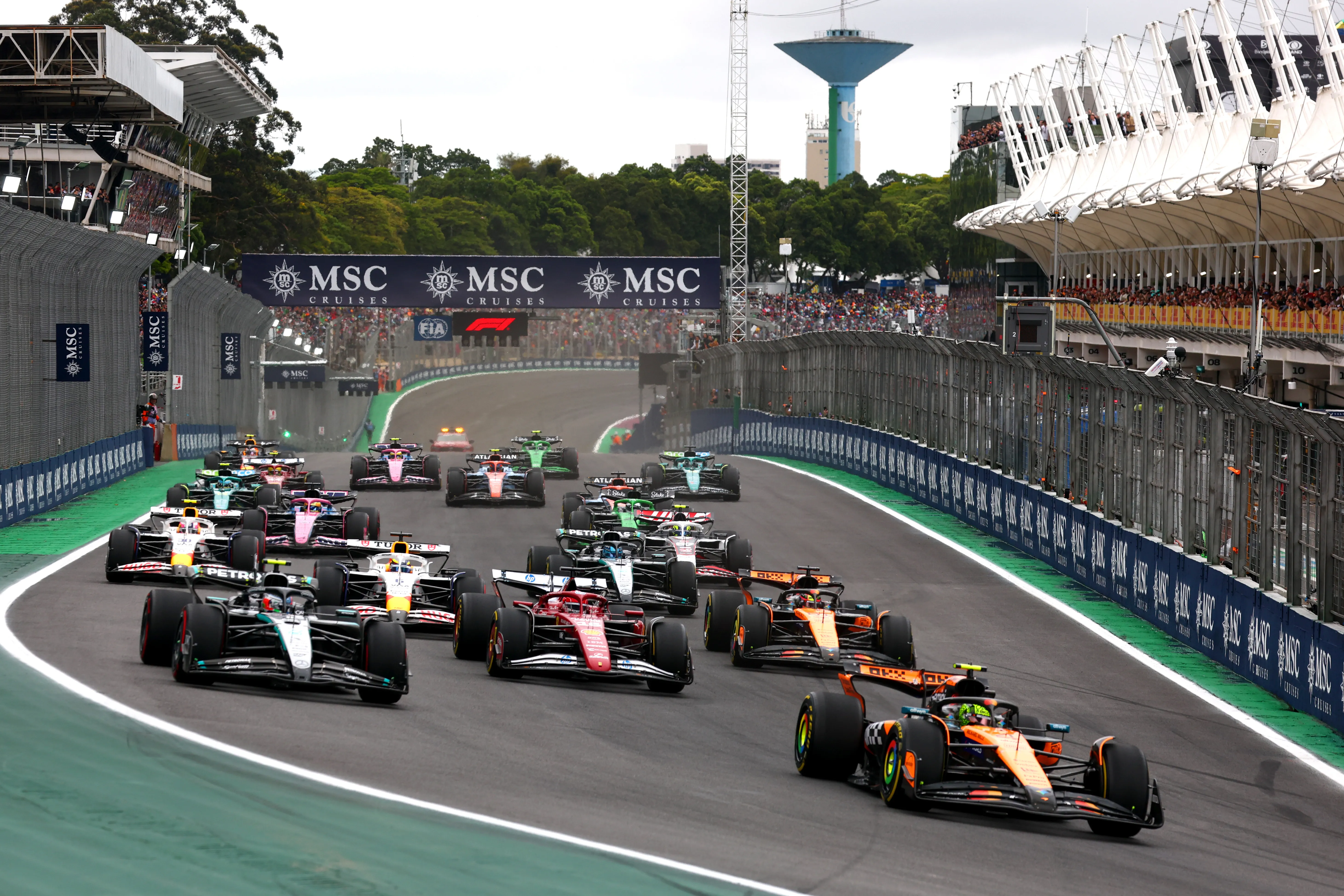 La FIA obligó a retirar los dispositivos para la carrera en el GP de Brasil. (Getty)