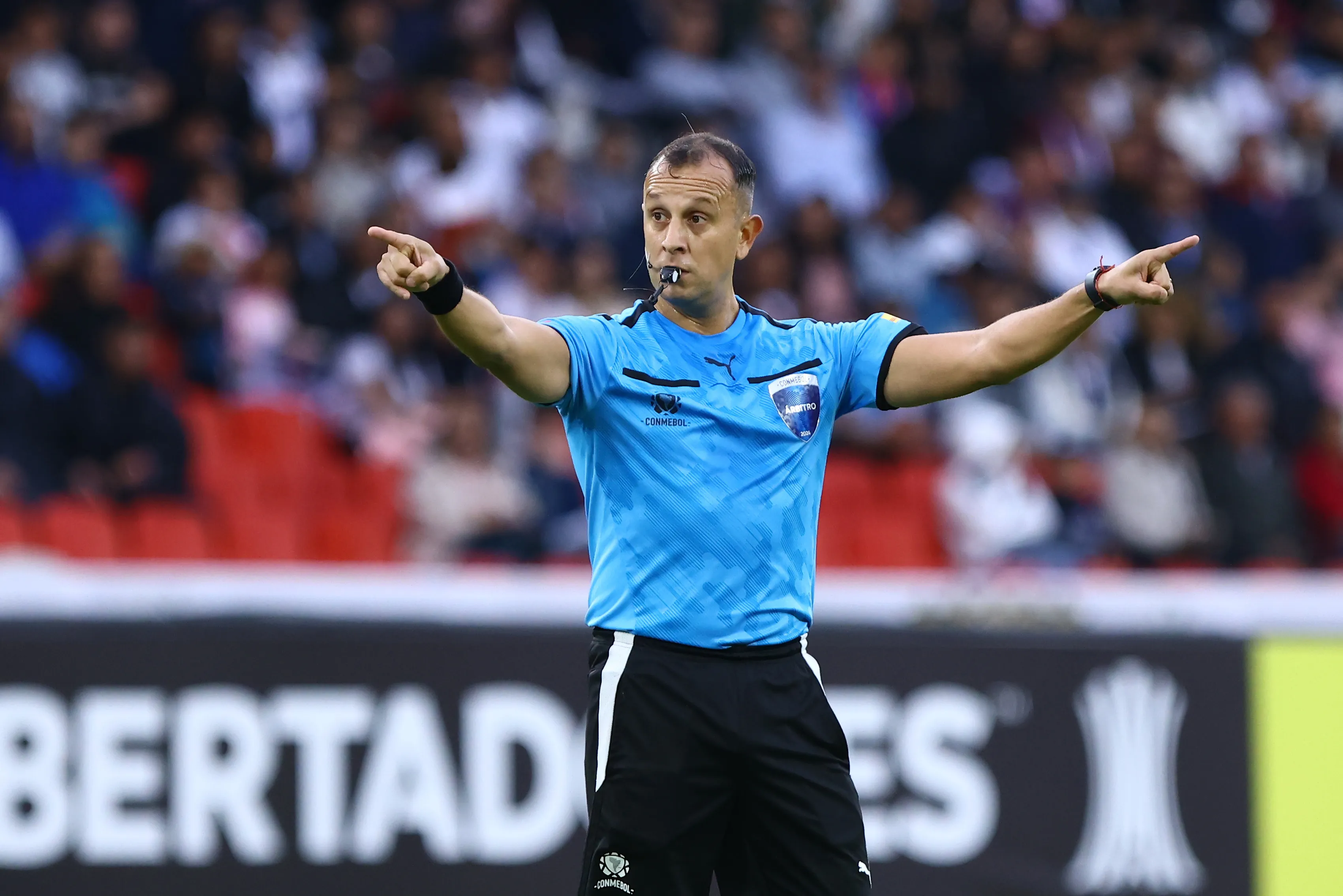 Darío Herrera, árbitro argentino designado para la final de la Copa Libertadores 2025. (Getty Images)